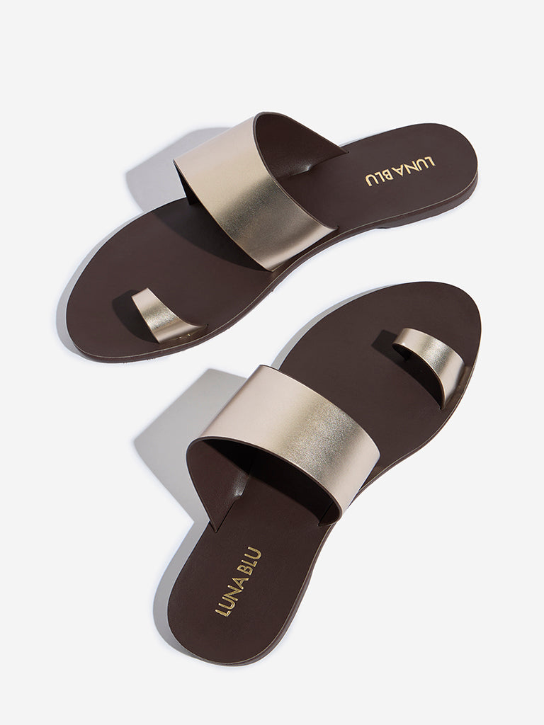 LUNA BLU Dull Gold Toe-Ring Sandals - Image 3