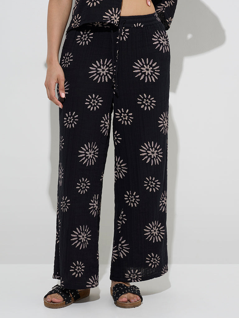 Wunderlove Black Floral Design Mid-Rise Cotton Beach Pants - Image 3