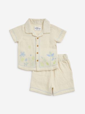 HOP Baby Off-White Crinkle Cotton Shirt with Shorts Set