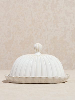 Westside Home White Scallop Design Butter Dish