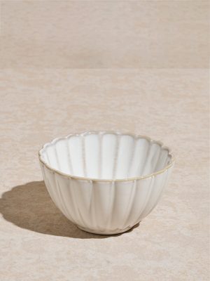 Westside Home White Scallop Design Serving Bowl - Small