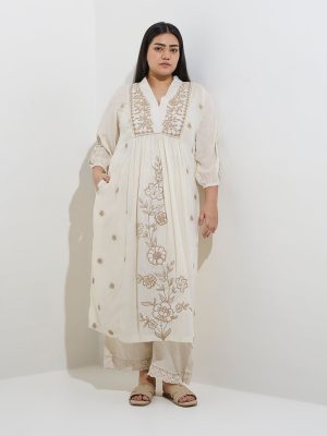 Diza Off-White Floral Embroidered A-Line Kurta