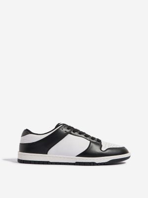 SOLEPLAY Black Colour-Blocked Lace-Up Sneakers