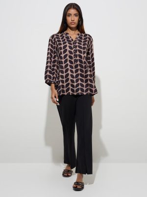 Utsa Dark Brown Leaf Printed Straight Kurti