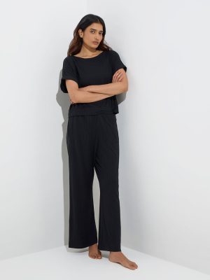 Wunderlove Black Self-Striped High-Rise Lounge Pants