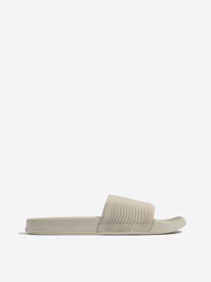 SOLEPLAY Ivory Chevron Detailed Slides