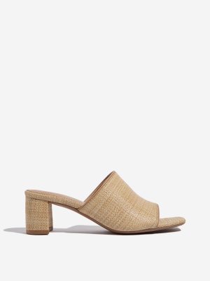 LUNA BLU Beige Raffia-Textured Block Heel Sandals