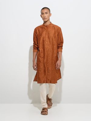 Mens Ethnicwear Orange Embroidered Relaxed-Fit Cotton Kurta