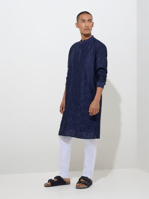 Mens Ethnicwear Navy Embroidered Relaxed-Fit Cotton Kurta