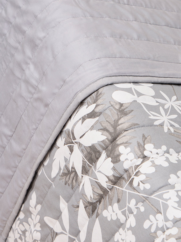 Westside Home Grey Botanical Design Reversible Queen Bed Comforter - Image 3