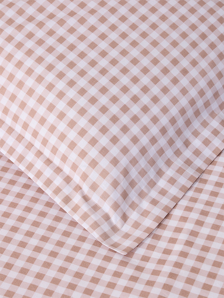 Westside Home Pink Gingham Checkered Queen Bed Fitted Sheet and Pillowcase Set - Image 3