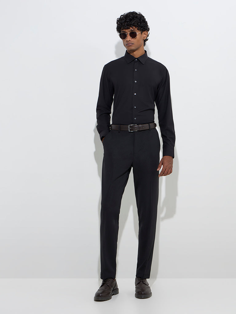 WES Formals Black Solid Slim-Fit Cotton Shirt - Image 4