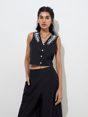 Bombay Paisley Black Botanical Embroidered Cotton-Blend Top