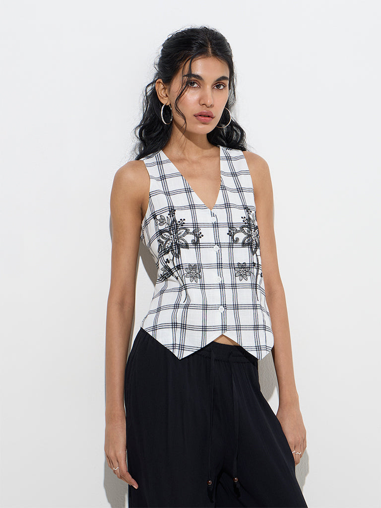Bombay Paisley White Checkered Cotton Waistcoat-Style Top
