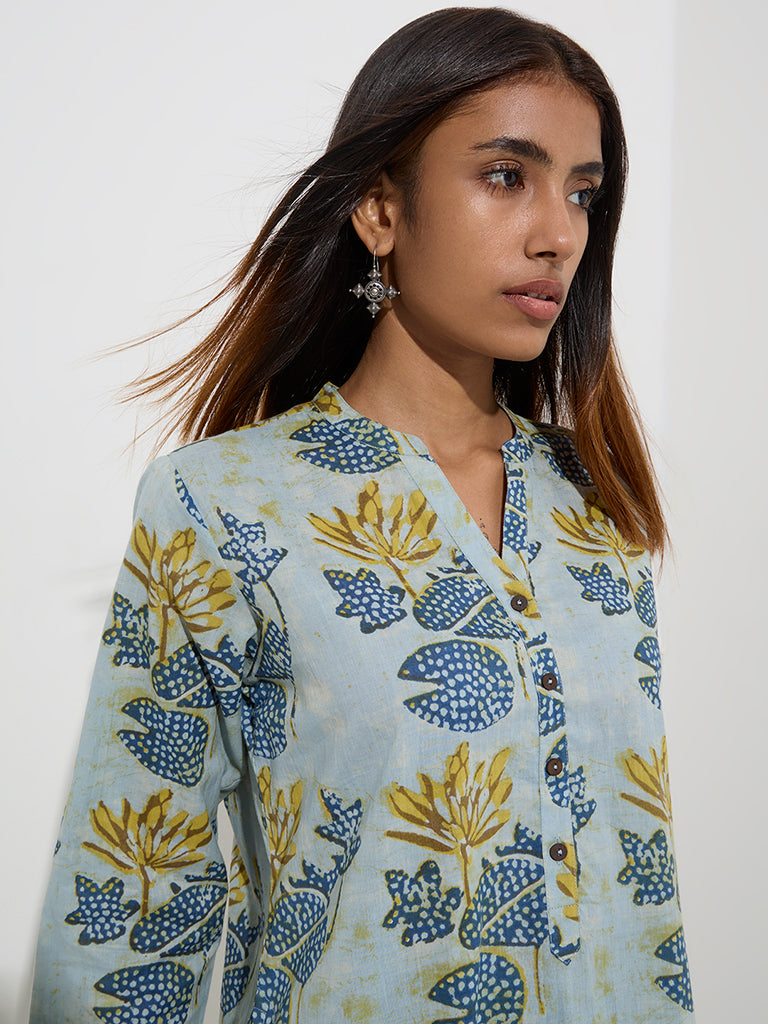 Utsa Blue Floral Design Straight Cotton Kurta - Image 2