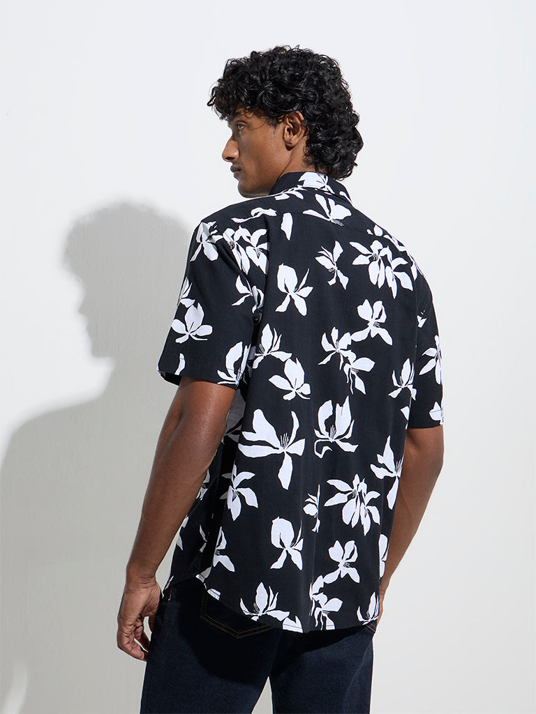 WES Casuals Black Floral Pattern Relaxed-Fit Cotton Shirt - Image 4