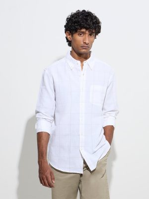 WES Casuals White Checkered Relaxed-Fit Cotton-Blend Shirt