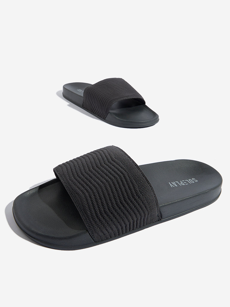 SOLEPLAY Grey Chevron Textured Slides - Image 3