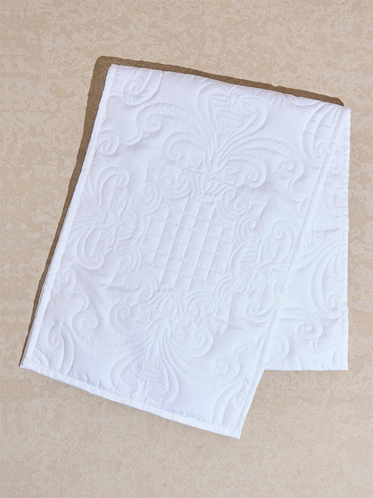 Westside Home White Heat Seal Floral Design Placemats (Set of 4) - Image 2