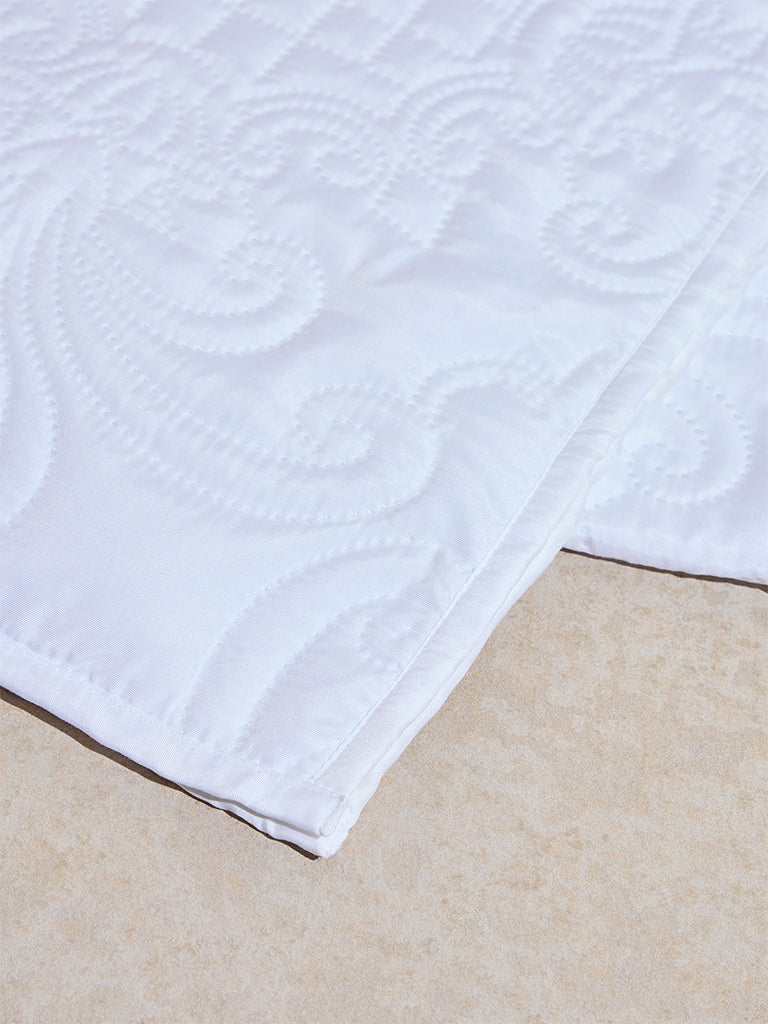 Westside Home White Heat Seal Floral Design Placemats (Set of 4) - Image 3