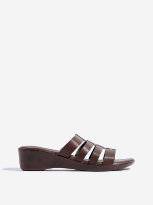 LUNA BLU Brown Cut-Out Detailed Comfort Sandals