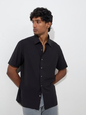 WES Formals Black Solid Slim-Fit Shirt
