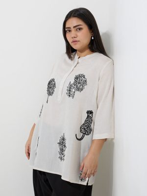Diza Off-White Embroidered Straight Kurti