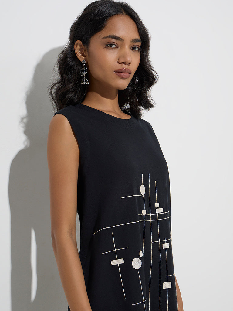 Utsa Black Printed Straight Cotton Kurta - Image 3