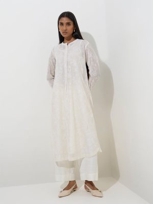 Zuba White Floral Embroidered A-Line Cotton-Blend Kurta