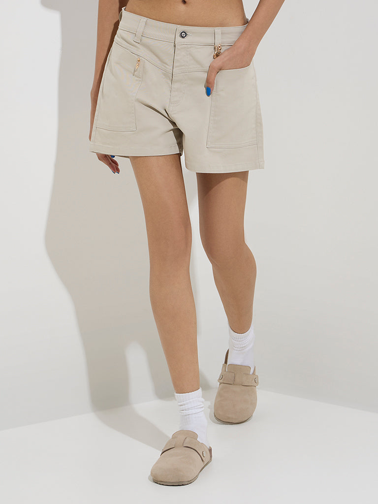 Nuon Beige Mid-Rise Cotton-Blend Shorts - Image 3