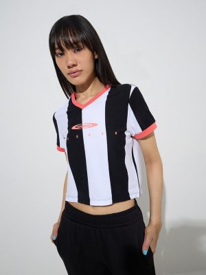 Studiofit White Colour-Blocked Cotton T-Shirt