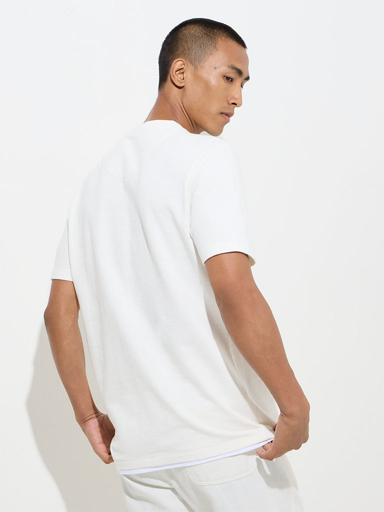 ETA Off-White Solid Slim-Fit Cotton T-Shirt - Image 5