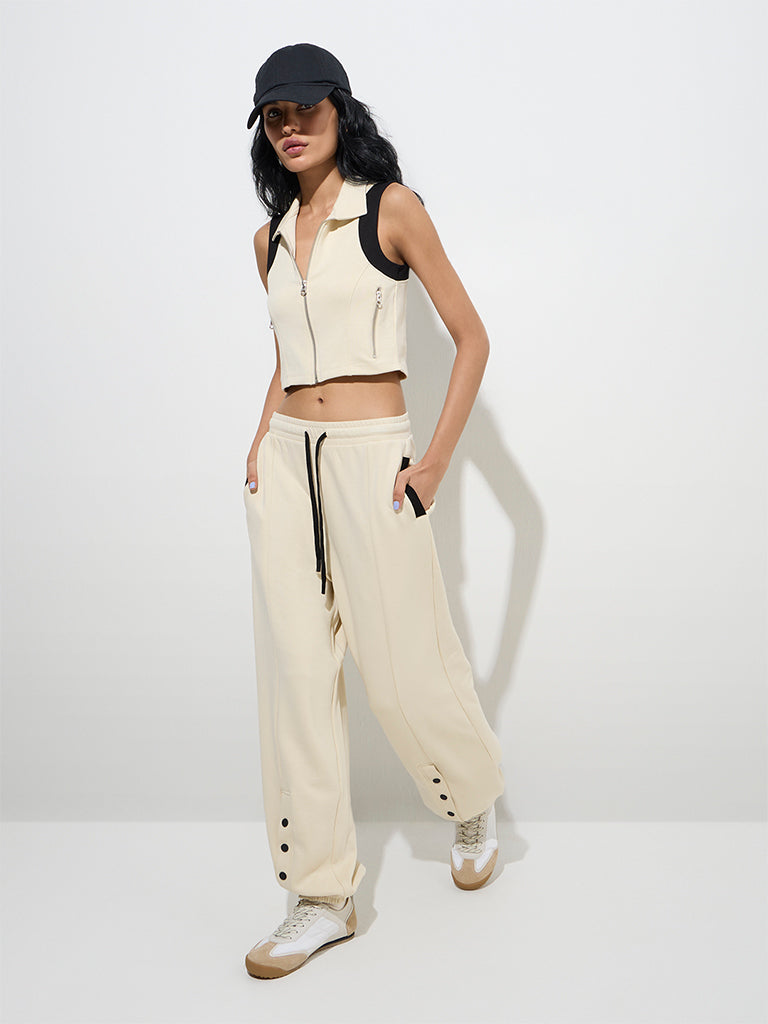 Studiofit Light Beige Contrast-Detailed Cotton-Blend Top - Image 3