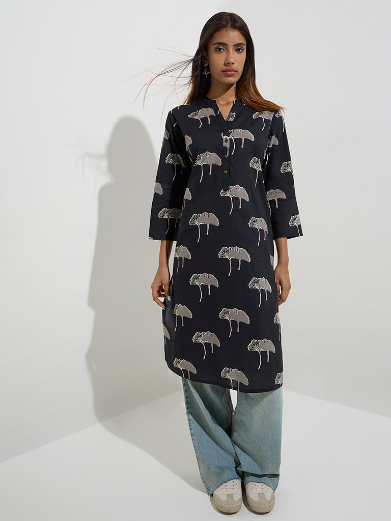 Utsa Black Floral Design Straight Cotton Kurta - Image 3