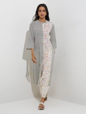 Utsa Black Stripe Patterned Cotton A-Line Kurta