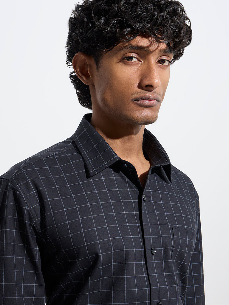 WES Formals Black Checks Design Relaxed-Fit Cotton Shirt - Image 2