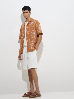 ETA Off-White Solid Relaxed-Fit Mid-Rise Cotton Shorts
