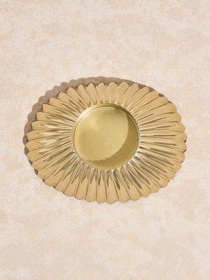 Westside Home Gold Scallop Design Tea Light Candle Holder