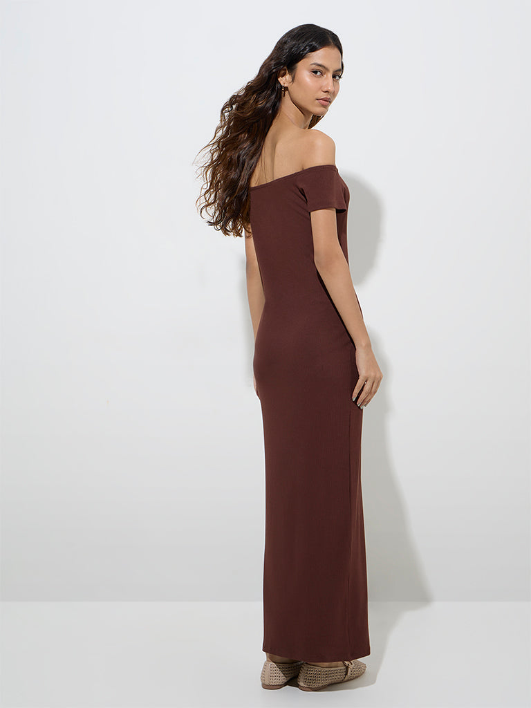 Nuon Brown Ribbed-Textured Off-Shoulder Dress - Image 4