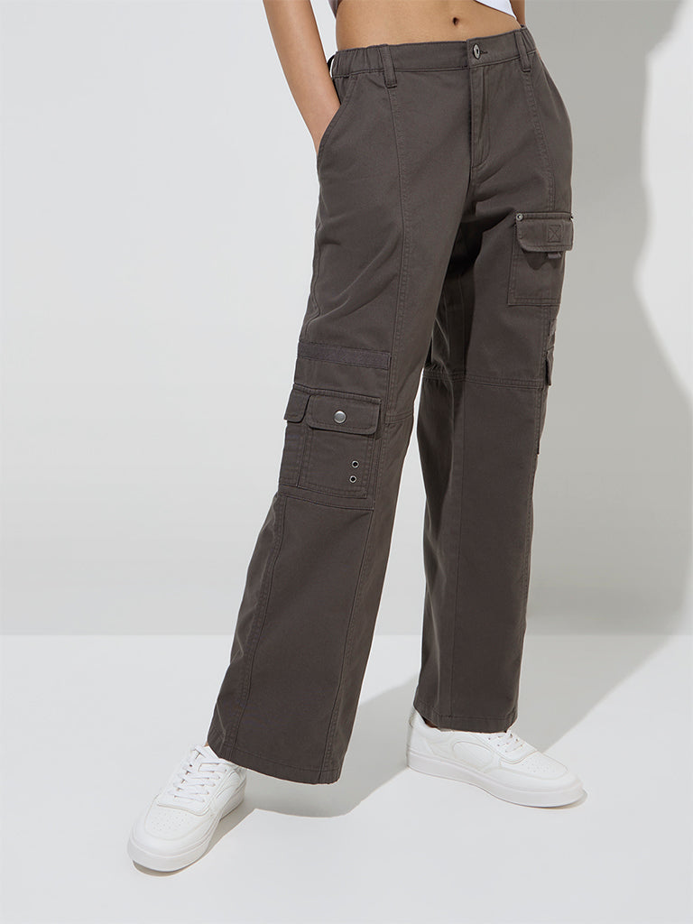 Nuon Dark Brown Cargo-Style Mid-Rise Cotton Pants - Image 3