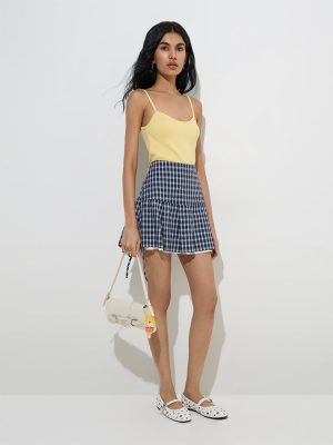 Nuon Light Yellow Solid Top