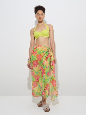Wunderlove Lime Floral Pattern Beach Sarong in a Bag