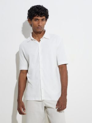 WES Casuals White Self-Textured Relaxed-Fit Cotton Shirt
