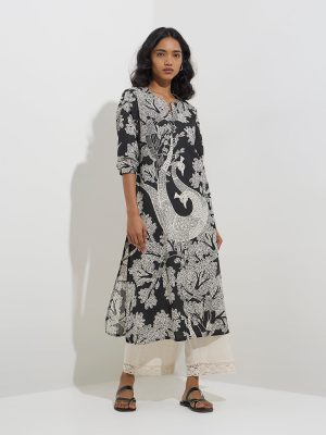Utsa Black Gond-Inspired Cotton-Blend A-Line Kurta