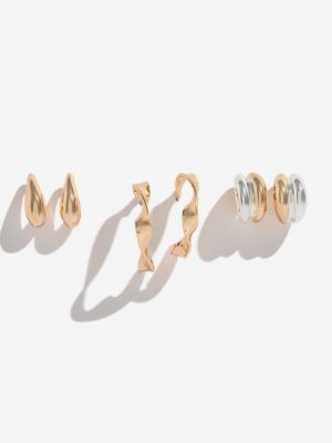 Westside Accessories Gold Hoop Earrings Set - Pack of 3