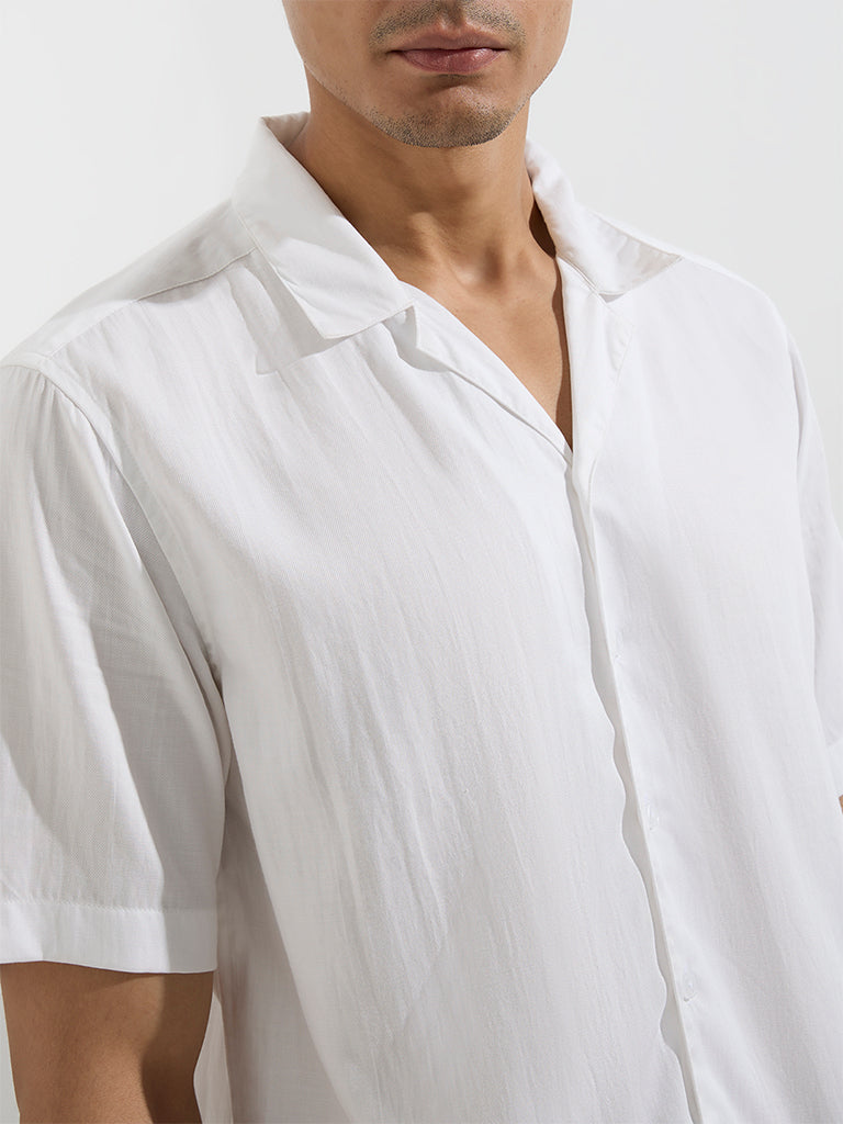 WES Casuals White Solid Relaxed-Fit Shirt - Image 4