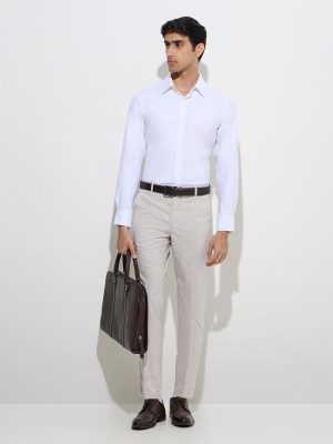 WES Formals White Solid Slim-Fit Cotton Shirt