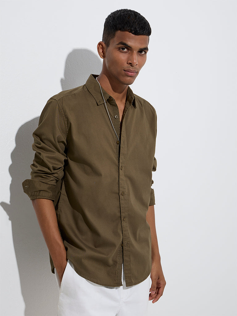 Nuon Olive Solid Slim-Fit Cotton Shirt