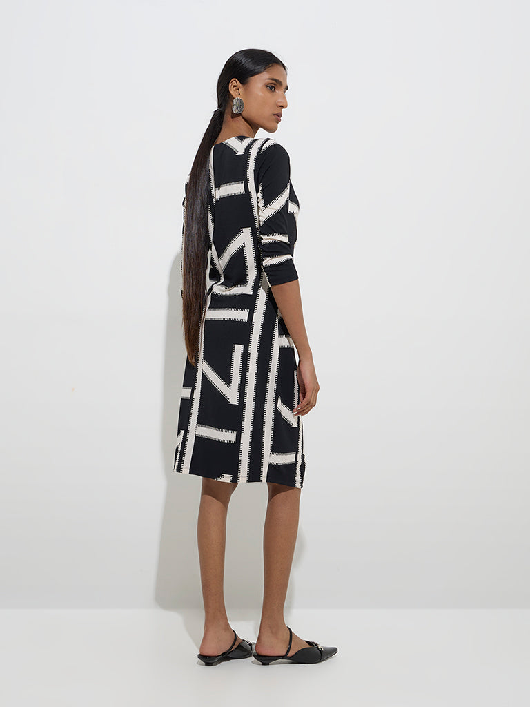 Wardrobe Black Geometric Pattern Wrap-Style Dress - Image 4