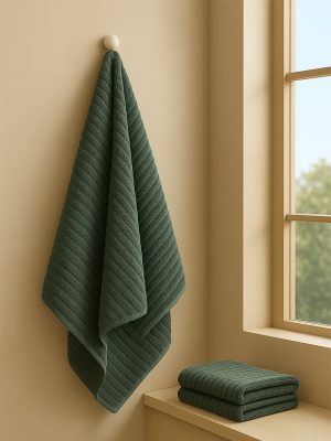 Westside Home Green Self-Striped Bath Towel